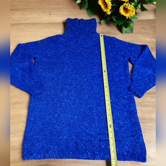 3/$40 Sale! H&M Metallic Oversized Sparkly Royal Blue Long Turtleneck Sweater - Picture 6 of 8